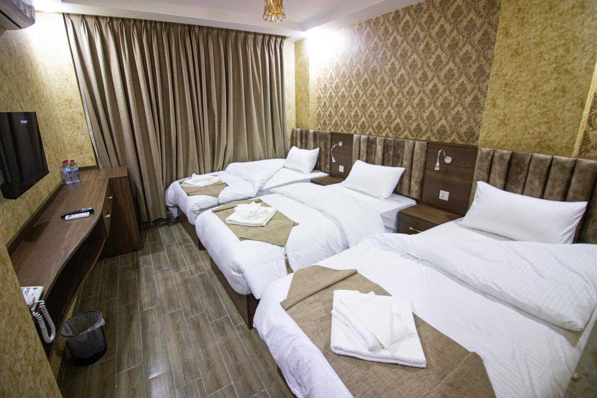 Beirut Hotel 2 New Amman Exterior photo